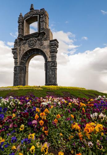 Monumental arch on Killi Killi Mirador
